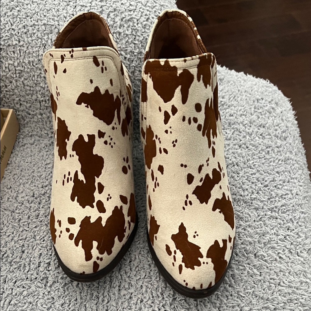 Pierre Dumas Cow Print Ankle Booties